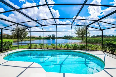 Image de Superbe spacieuse maison de 6 chambres orientée sud avec piscine près de Disney-Golf