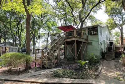 Image de Sunfish Haus at Wundercove, Access to shared pool and river