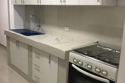 Image de Appartement indépendant avec 2 chambres et 2 salles de bain entièrement meublé 103