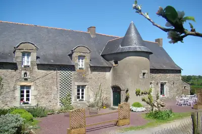 Image de Le Manoir de Coutable, jacuzzi, saunas, balnéos, piscine.