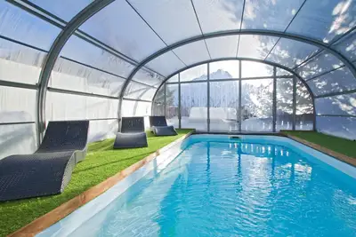 Image de Piscine Privée! Beau Chalet équipé, proche des pistes