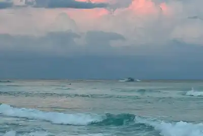 Image de Nouvelles RÉDUCTIONS! Condo propre et confortable sur la plage. Balcon privé