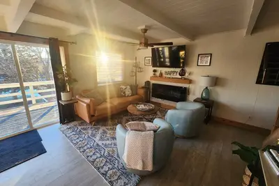 Image de Haven House- A Peaceful Up North Retreat. 2 living spaces. 4 bedrooms. Kids toys