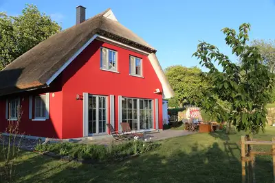 Image de Votre villa de vacances pour une pause Ă RĂĽgen