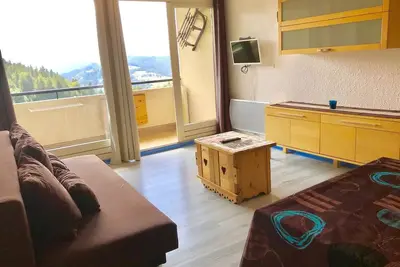 Image de Studio cabine rénové au pied des pistes avec balcon et parking à Villard-de-Lans
