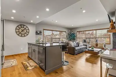 Image de 312-Wsl coin de luxe 3br \/ 2ba au 💓 de Canmore