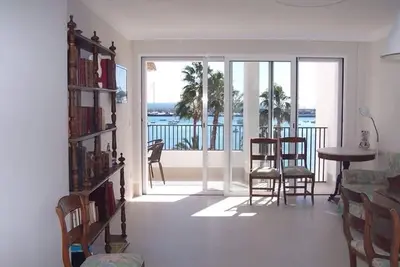 Image de Appartement avec terrasse en bord de mer