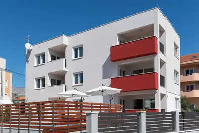 Image de Apartment house Ivan John