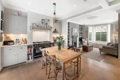 Image de Maison familiale confortable, Ă 10 minutes en voiture de Notting Hill Gate