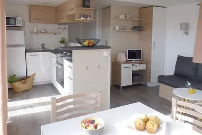 Image de Mobil home Irm Luminosa 8 places ( petit déjeuner offert ) Lv et Ll 2 Wc 2 Sb