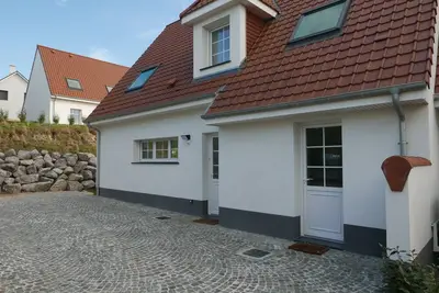 Image de Villa neuve tout confort, située à 500 mètres de la plage et proche des 2 golfs.