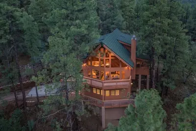 Image de Bear Creek Real Estate Colonels Way - Majestic Cedar Lindal Accueil