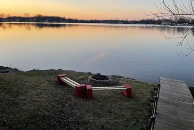 Image de Magnifique Skinner Lake View Cottage