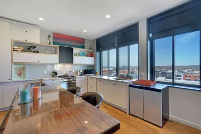 Image de Coeur du centre-ville d'Asbury Park - True 2 Bedroom / 2 Bath