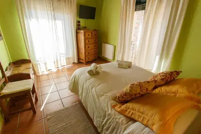 Image de Belle maison avec cheminée à Braojos