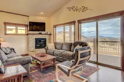 Image de Mary's Lake Condo Belle retraite paisible en montagne