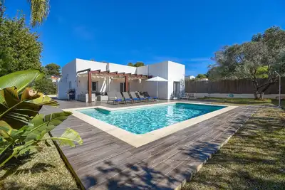 Villa moderne et confortable à Javea, Costa Blanca, Espagne  avec piscine privée pour 4 personnes