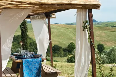 Image de Grand et bel appartement avec terrasse dans une oliveraie
