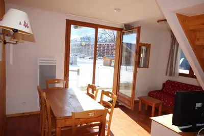 Chalet Mitoyen 3 Pièces 6 Pers. avec Terrasse et Piscine Chauffée - Superdevoluy