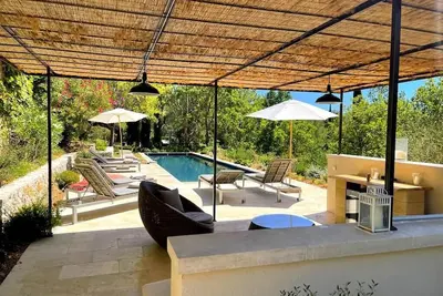 Image de Superbe villa avec vue, entre Aix en Provence et Luberon