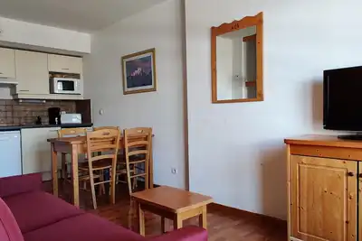 Image de Charmant 2 Pièces 4 Personnes au Rez-de-Chaussée avec Balcon – Résidence Le Hameau du Puy