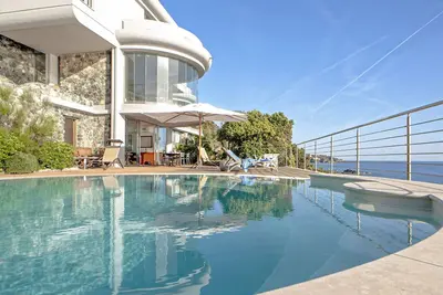 Image de Maison de vacances privée avec climatisation, piscine privée, Wifi, Tv, terrasse, parking
