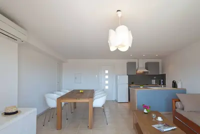 Image de Appartement 2 chambres - Santa Giulia - Résidence avec piscine chauffée