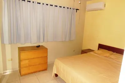 Image de appartement frais 90 m2, avec immense balcon