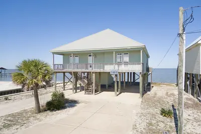 Corner pet-friendly, 5/3 bay sunset views! - TraMarLis