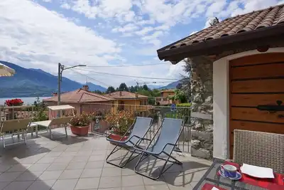 Image de Appartement dans une maison de vacances avec Wifi, climatisation, Tv, balcon, animaux admis, parking