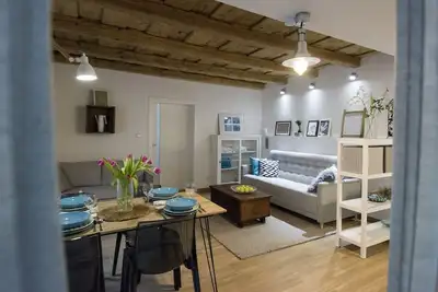 Image de Oasis de paix avec jardin + bain à remous + 3x vélos + WiFi + grill