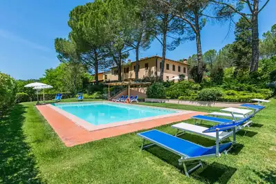 Image de Appartement dans une maison de vacances avec Wifi, piscine, Tv, patio, vue panoramique, parking