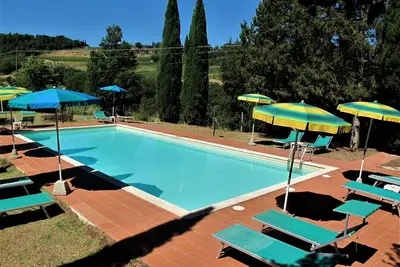 Image de Appartement avec climatisation, Wifi, piscine, Tv, terrasse, animaux admis, vue panoramique, parking