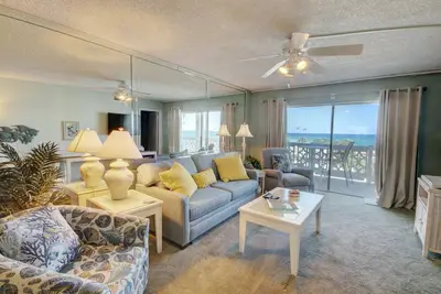 Image de 2br / 2ba - Belle vue sur le golfe et la piscine