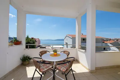 Image de Appartement d'une chambre prés de la plage Igrane, Makarska (A-18069-a)