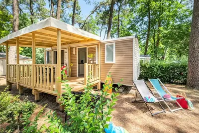Image de Mobil-home Confort Tv 2ch | Confort - 26m² - terrasse couverte - Tv - plancha 5 personnes