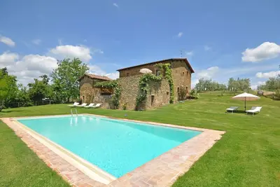 Image de Confortable appartement avec piscine, Wifi, terrasse, animaux admis, vue panoramique et parking