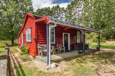 Image de The Red Rooster Cottage - Maison de vacances Raurimu