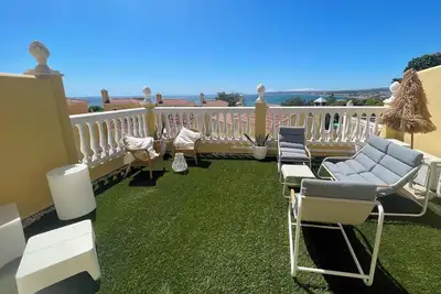 Image de Wonderful Semi-Detached House Next To The Beach