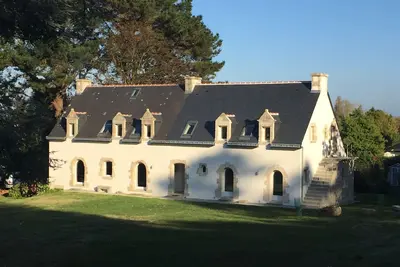 Image de Apartment on the ground floor of a superb farmhouse in a landscaped park. You will be there alone