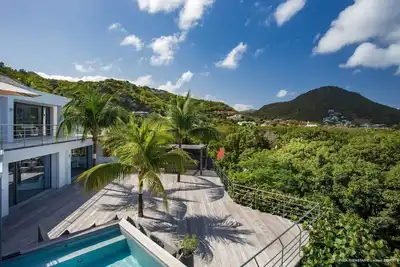 Image de Villa sophistiquée et moderne avec vue sur la baie de Lorient