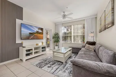 Image de Ground Floor Condo - close to Disney! (104)