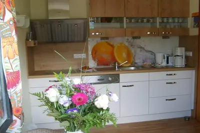Image de Maison de vacances de 120 m² avec terrasse couverte et barbecue