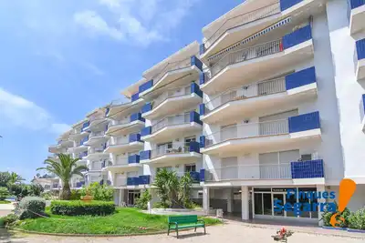 Image de Appartement avec piscine commune et aire de jeux