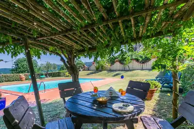 Image de Bel appartement avec climatisation, piscine, Wifi, Tv, patio, animaux admis et parking
