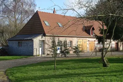 Image de petite maison independante dans village  calme  à 3 kms de la plage