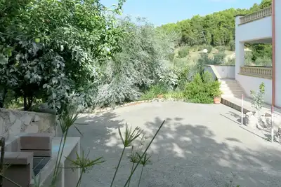 Joli appartement pour 6 personnes avec Wifi, Tv, balcon, animaux admis, vue panoramique et parking