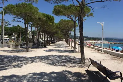 Image de T3 Terrasse et Garage très proche plages