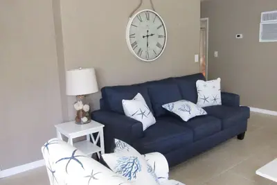 Image de New Smyrna Home courte distance de marche de la plage