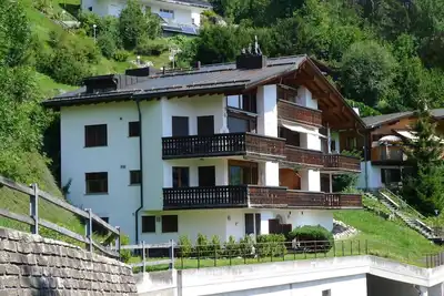 Image de Bel appartement pour 3 personnes avec Wifi, Tv, balcon, vue panoramique et parking
